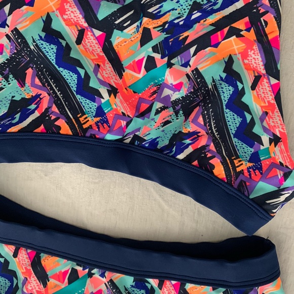 Reversible set - Picture 3 of 6